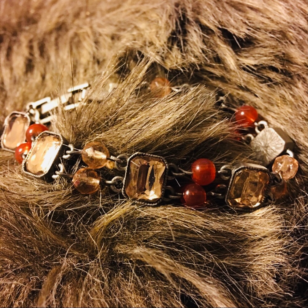 Vintage Avon faceted stone & bead bracelet
